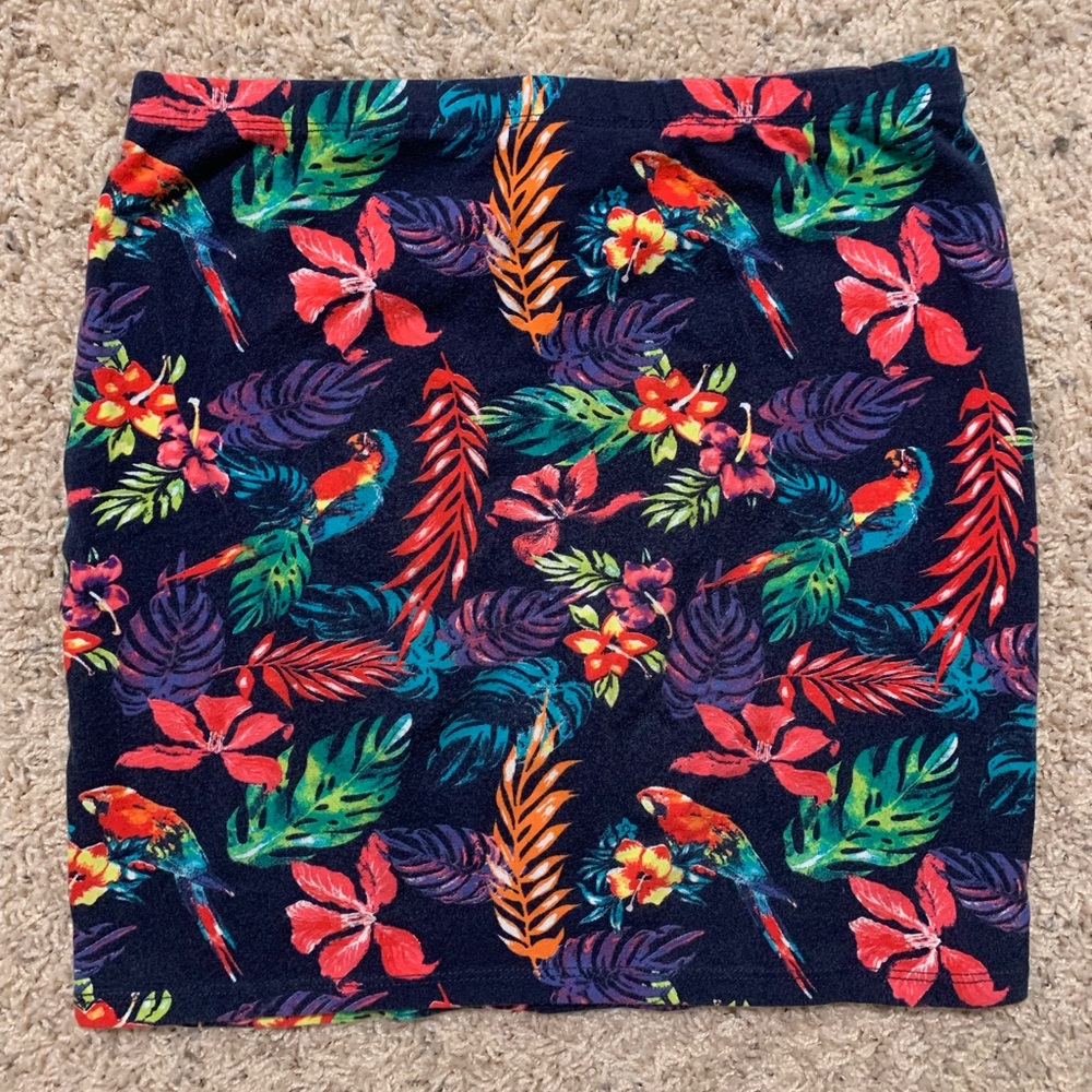 tropical print bodycon skirt from Clockhouse (C&A)